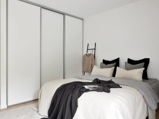 Ljus och välplanerad 3 rok med stor balkong 71 m² 13 109 kr