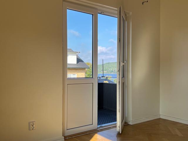 Ljus lägenhet med balkong i lugnt område 72 m² 9 559 kr
