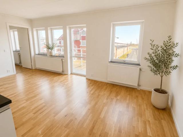 Ljus 4 rok med balkong i centrala Kristianstad 90 m² 13 545 kr