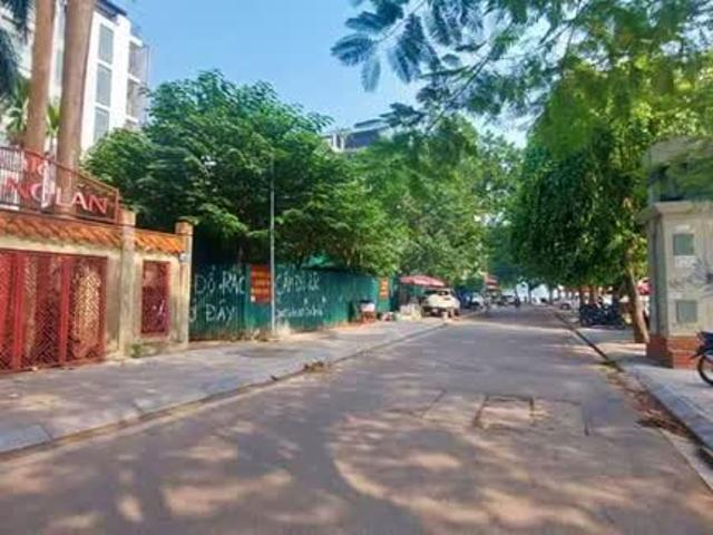 Lô Đất 343M2 Quảng Khánh, 15M Mặt Tiền Hồ TÂY, Sổ Vuông Phù Hợp Làm Tư Gia, XÂY Khách Sạn