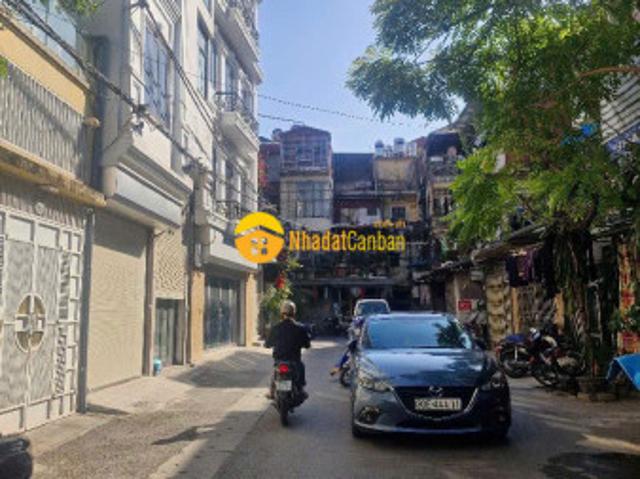 Lò đúc thọ lão phân lô 3 ô tô tránh 2 mặt ngõ trung tâm hai bà hơn 12 tỷ