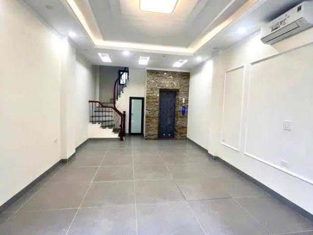 Lô Góc 45M X 7T Thang Máy, Ô Tô Qua Nhà, Kinh Doanh, Hoàng Hoa Thám, Ba Đình, 14.95 Tỷ