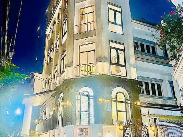Lô góc, hẻm xe hơi thông, 6 tầng thang máy, full nội thất, dt 67m2, ngang 5m chỉ 12 tỷ 8