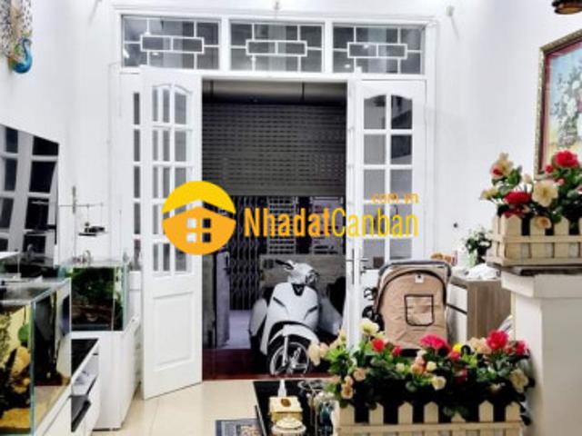 Lô góc lĩnh nam cần bán 49m 5 tầng giá 4.35 tỷ