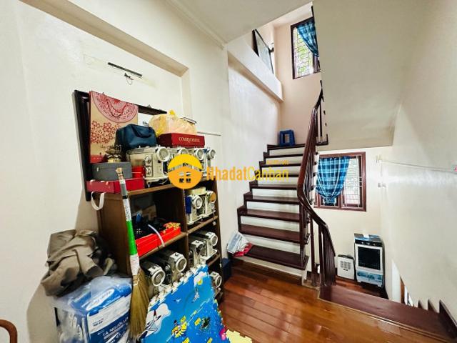 Lô góc vip hoàng như tiếp mặt tiền 8m ô tô tránh vỉa hè