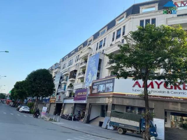 Lô shophouse Văn Khê, Khu Đô thị Văn Phú 126 m 7 tầng nổi 1 hầm mt 7.0 m giá hơn 30 tỷ