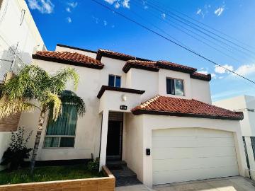 LOMAS ALTAS RESIDENCIA AMUEBLADA EN RENTA