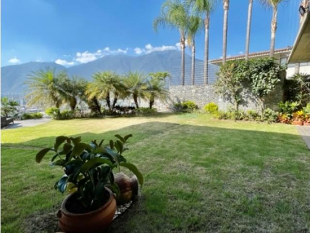 LOMAS DE CHUAO VENTA CASA EXCLUSIVO CONDOMINIO PRIVADO 700M2