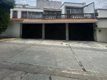 Lomas de San Ángel Inn, 4 recs, 4.5 baños, estacionamiento. 275 m2