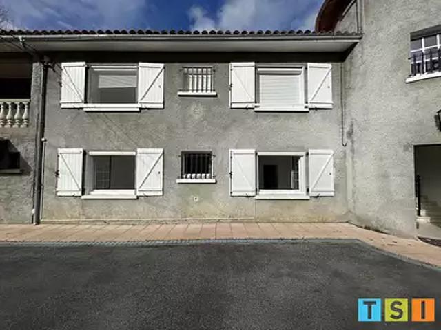 Lombrès 65150 Location appartement 3 pièces t3 au dernier étage