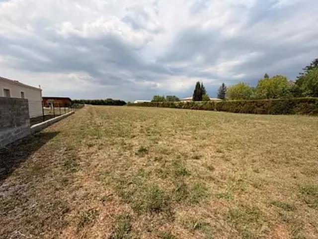 Lonzac 17520 Programme neuf terrain neuf à vendre