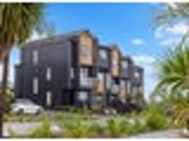 Long Bay, 3 bedrooms, $880 pw