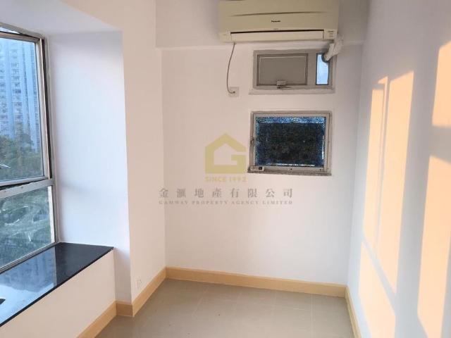 龍暉閣