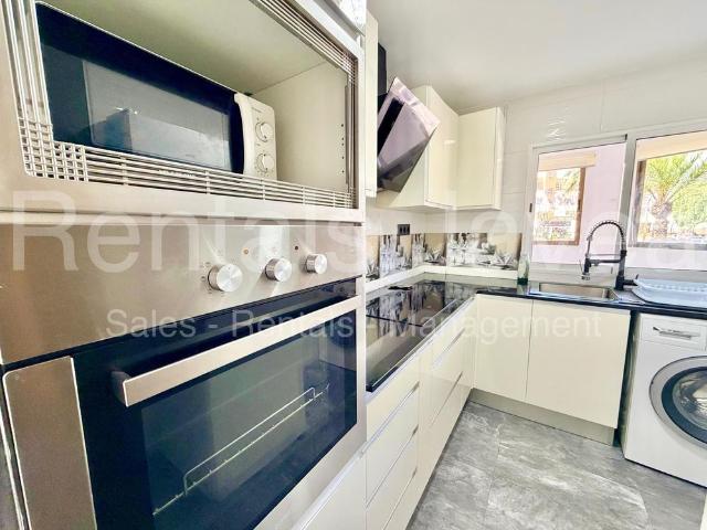 Long term rental in Javea Port
