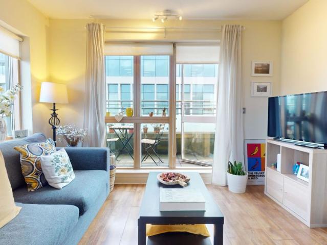 Longboat Quay South, Grand Canal Dock, Dublin 2, D02 FY72