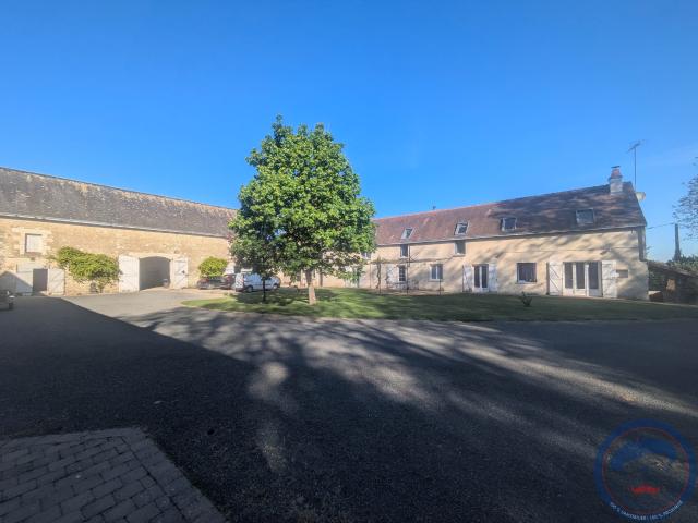 Longère avec piscine au calme à la campagne Idéal pour projet gite