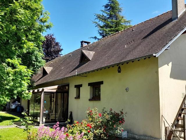 LONGERE A BRETEUIL