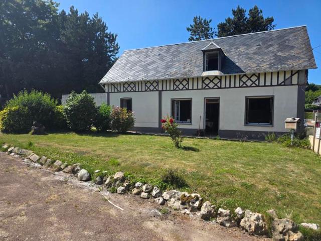 Longère à rénover avec garage et jardin