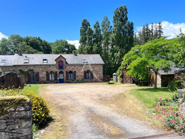 Longère de 192 m² avec grange de 213m²