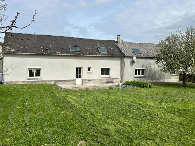 Longère de 8 pièces à vendre à Wargnies