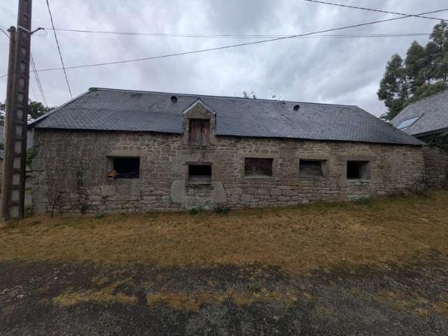 Longère et corps de ferme 1 pièce Plouay 56