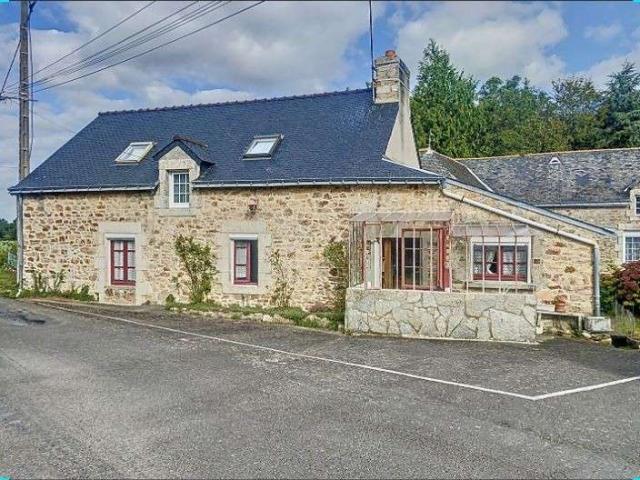 Longère et corps de ferme 3 pièces Cléguer 56