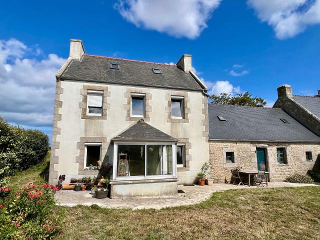 Longère et corps de ferme 4 pièces Plouescat 29