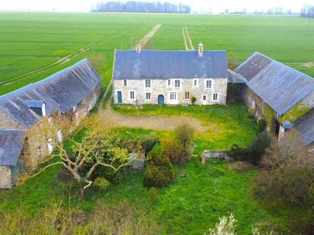 Longère et corps de ferme 5 pièces Banneville sur Ajon 14
