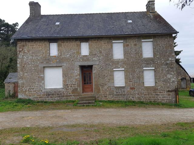 Longère et corps de ferme 5 pièces Levaré 53