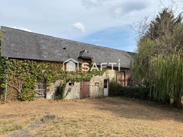 Longère et corps de ferme 7 pièces Cossé en Champagne 53