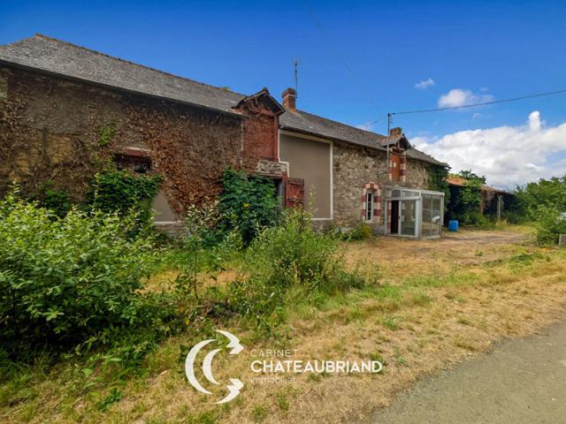 Longère en pierre à rénover à Saint Aubin d'Aubigné 60m²