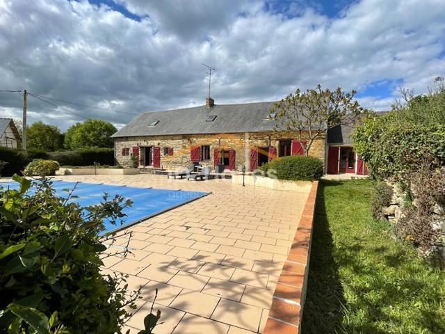 Longère en pierre Pouance 179m² Ombrée d'Anjou