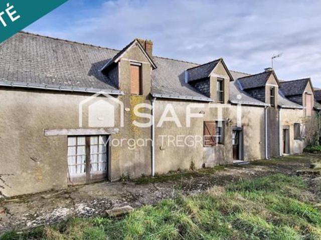 Longère en pierres T8 213 m²