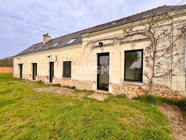Longère en tuffeau rénovée 150 m2 Terrain 2000 m2 Vivy