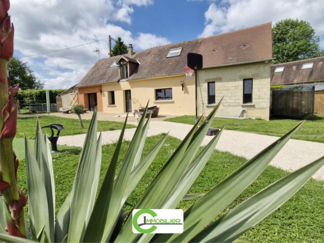 Longere Entierement Renovee 110m² Gréez sur Roc