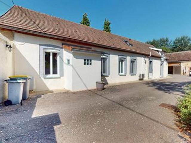 Longère F5, grange 86m2, terrain et dépendances !
