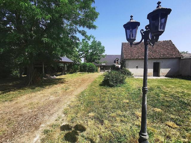 Longère + gîte dans la campagne au calme