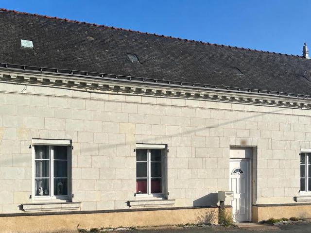 Longère La Menitre 5 pièce s 115 m2