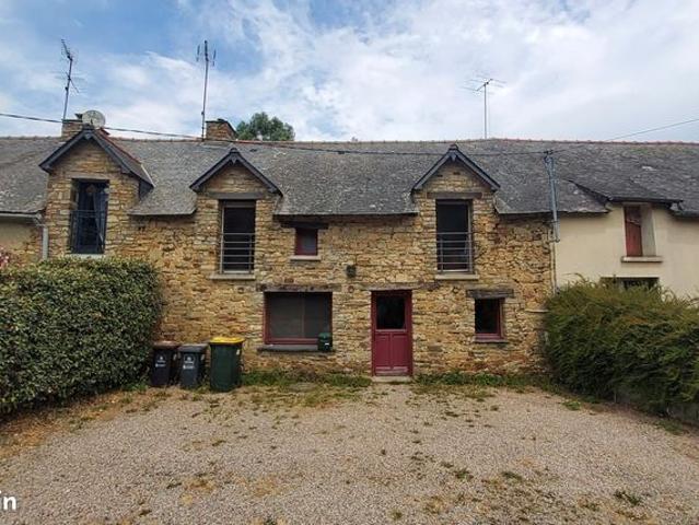 Longère rénovée 120m2 5 pièces 3 chambres 935m2 de terrain LA DOMINELAIS