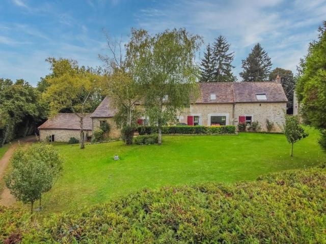 Longere Rénovée 4 Chambres Campagne 180m² Parigné L'evêque