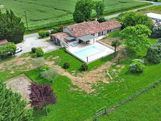 Longère spacieuse avec terrasse et jardin | Layrac | 157 m²