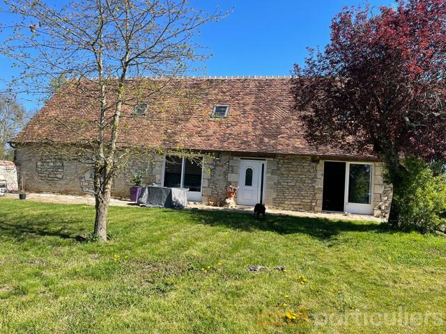 Longere T6 sur 7 985 m² au bout du chemin proche d' un cours. 170m² Morlac