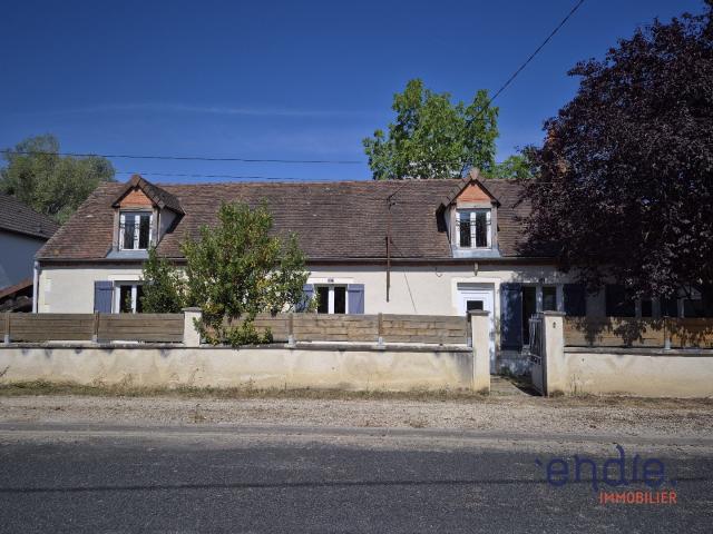 Longère type F4 avec Jardin de 600m².proche centre ville!