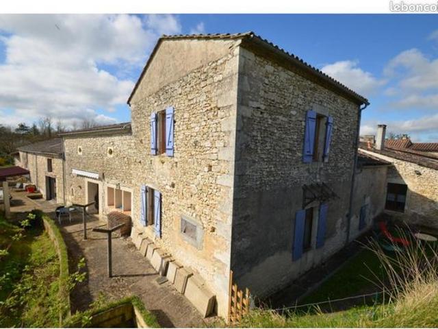 Maison 14 pièces 385 m²