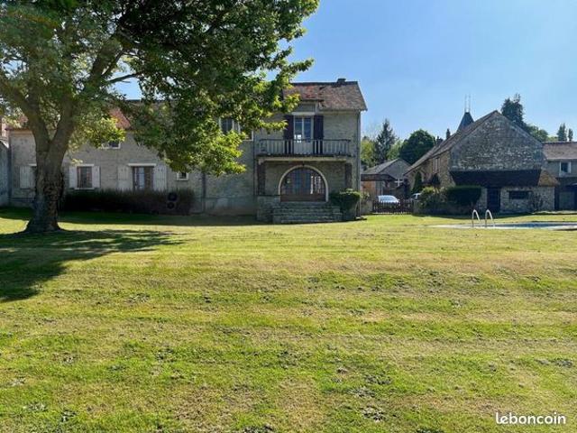 Longère 15 pièces 580 m²
