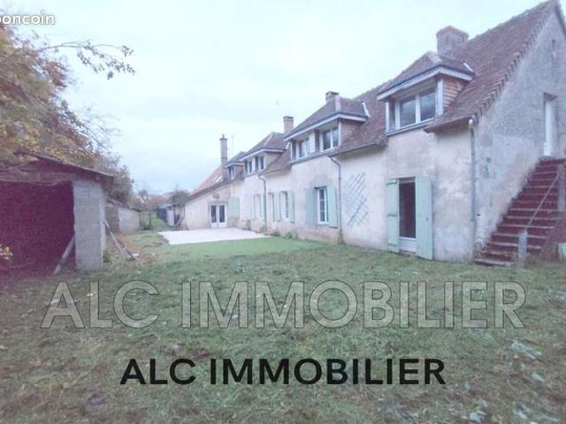 Longère 188 m² Courgains