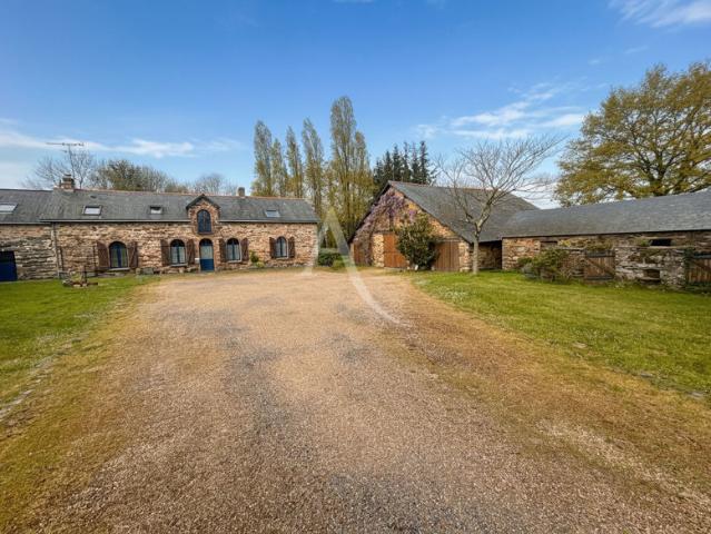 Longère 192 m² DERVAL