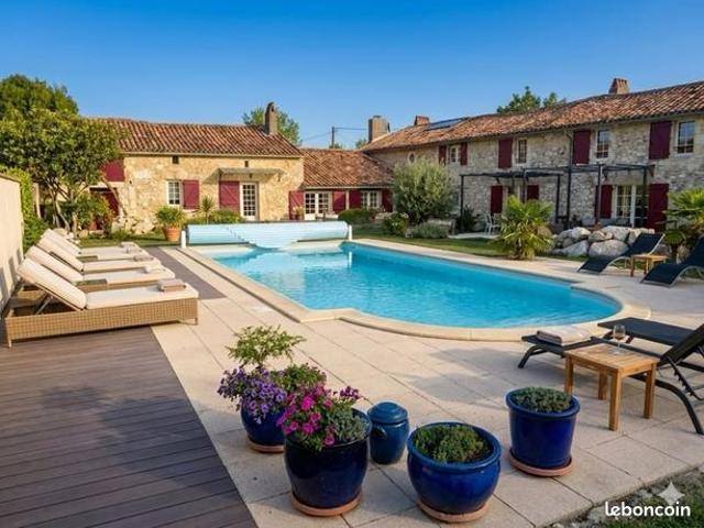Longère 10 pièces 413 m²
