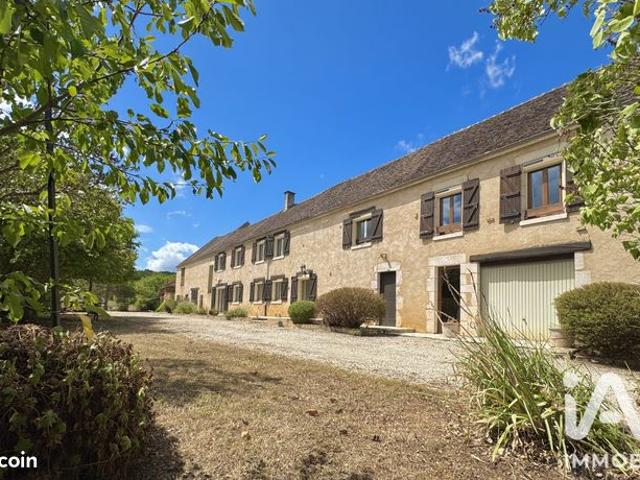 Longère 10 pièces 200 m²