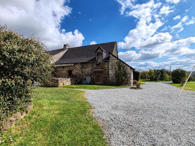 Longère 10 pièces 220m2